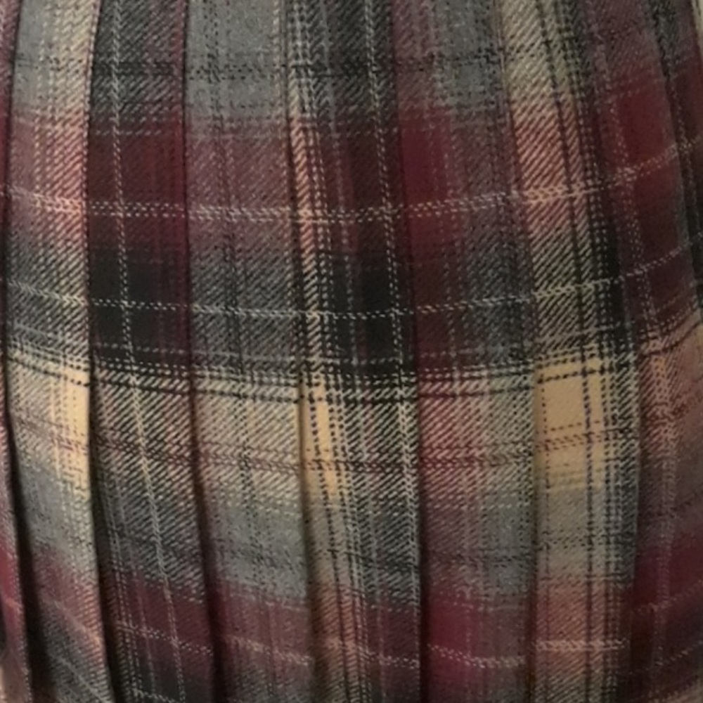 🏁Vintage Edinburgh Woolen Mill Great Britain plaid skirt small - Picture 8 of 11